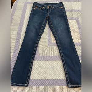 Gorgeous Seven7 ladies size 8 dark denim jeans!  Goes with so much!